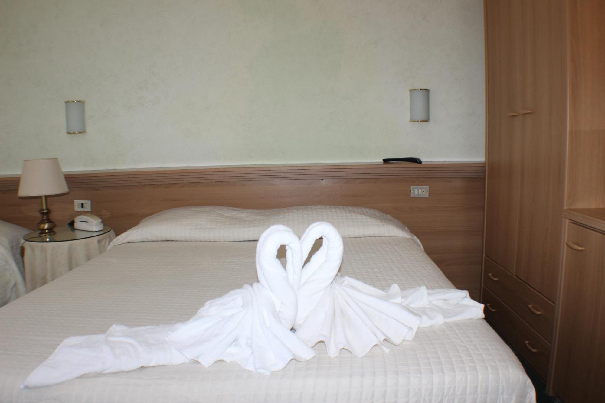 Hotel Miralago Pieve  Esterno foto