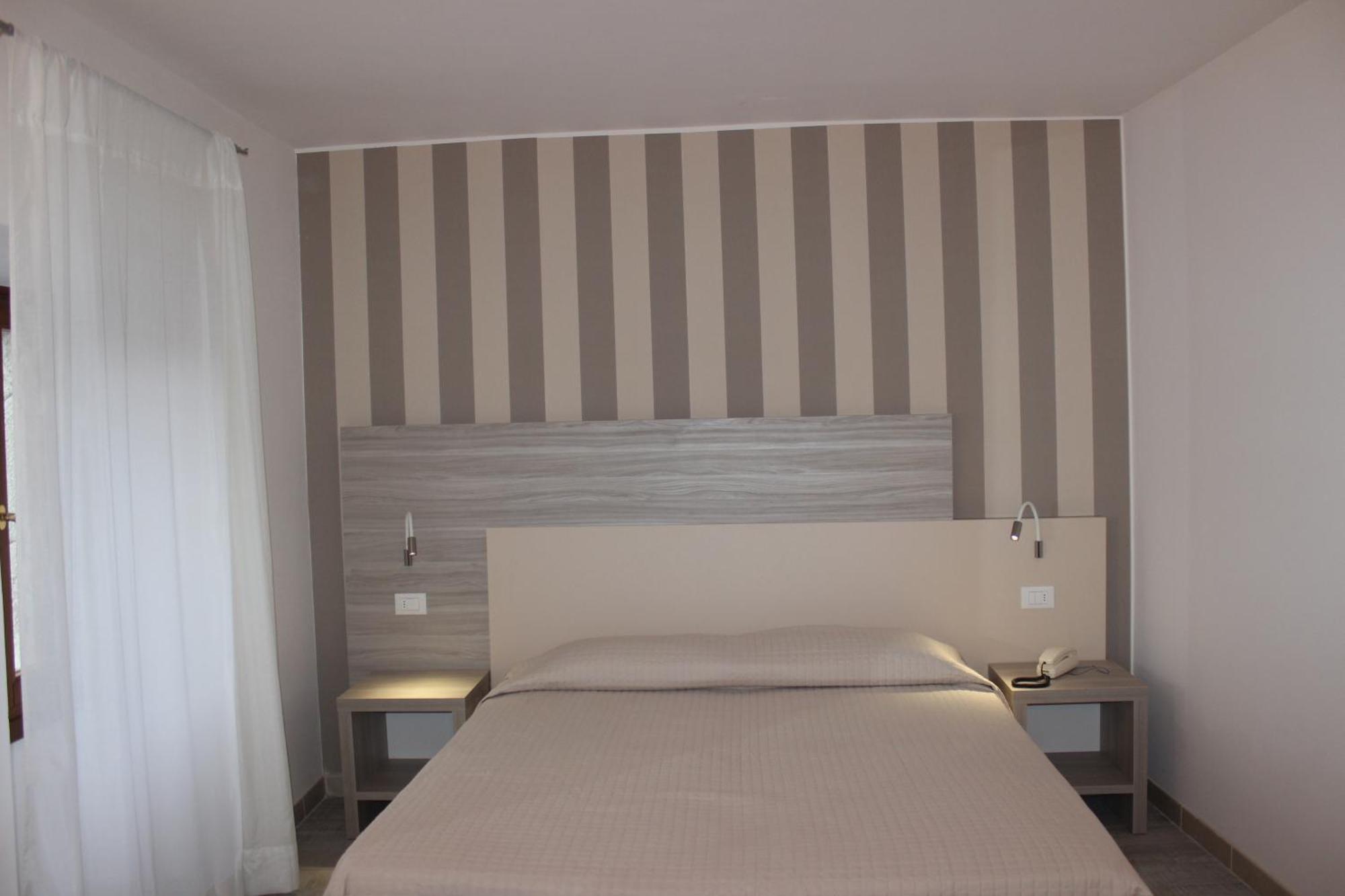 Hotel Miralago Pieve  Esterno foto