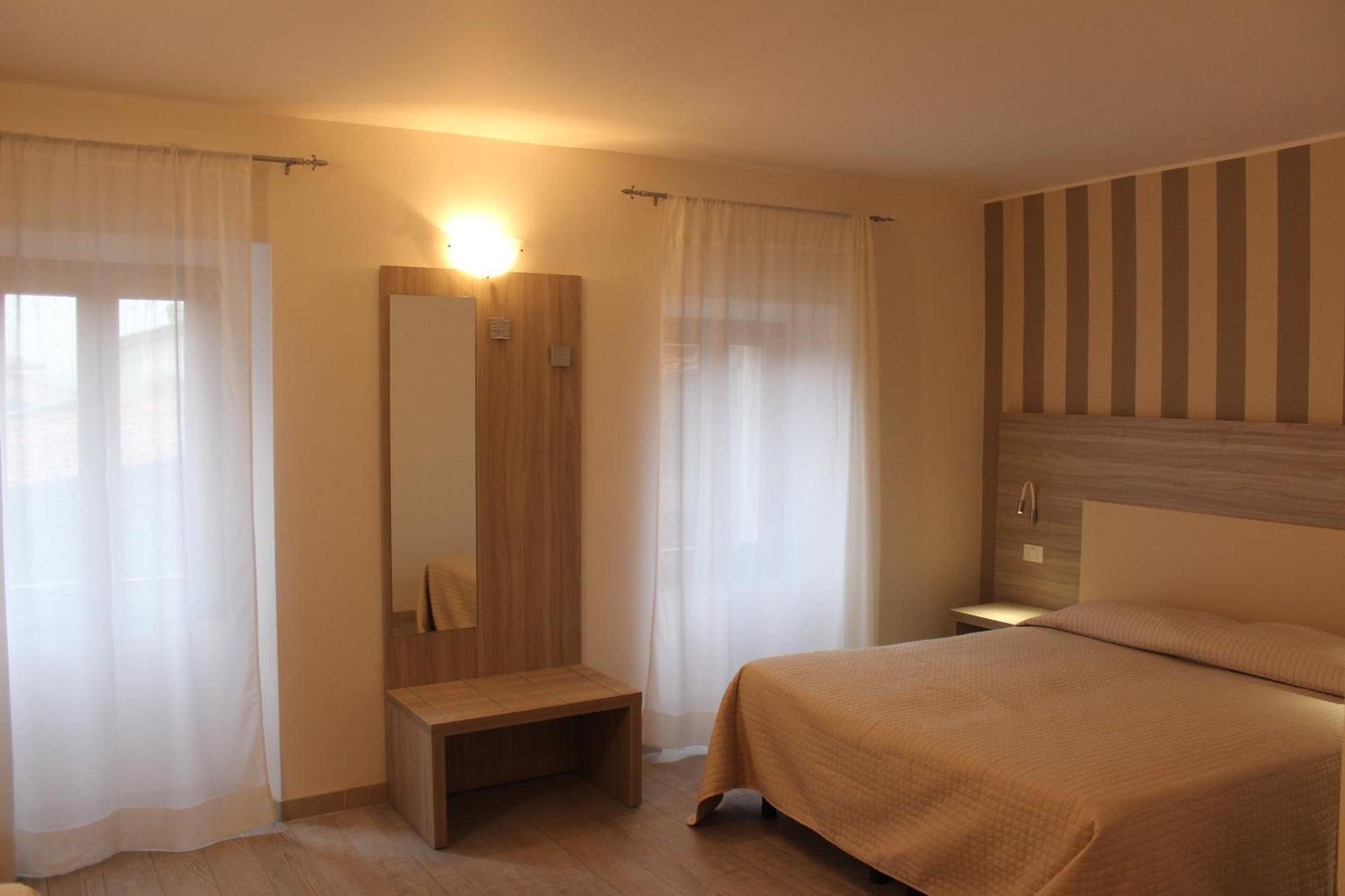 Hotel Miralago Pieve  Esterno foto